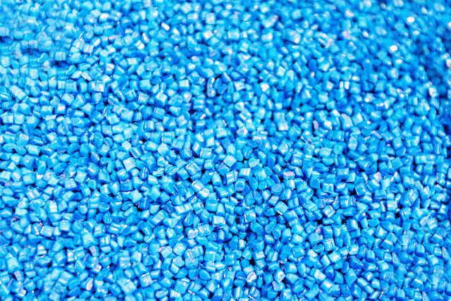 Blue,Plastic,Pellets - Cryogenic Deburring